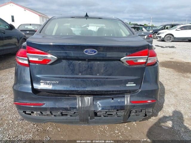 2020 FORD FUSION SE 16
