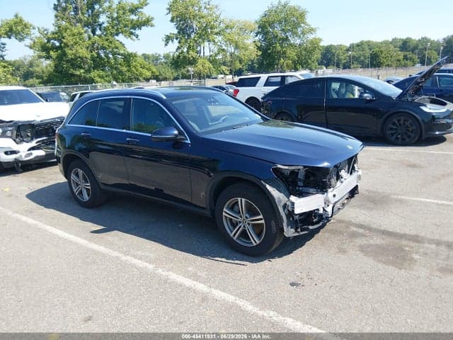 2022 MERCEDES-BENZ GLC 300 4MATIC SUV - 1