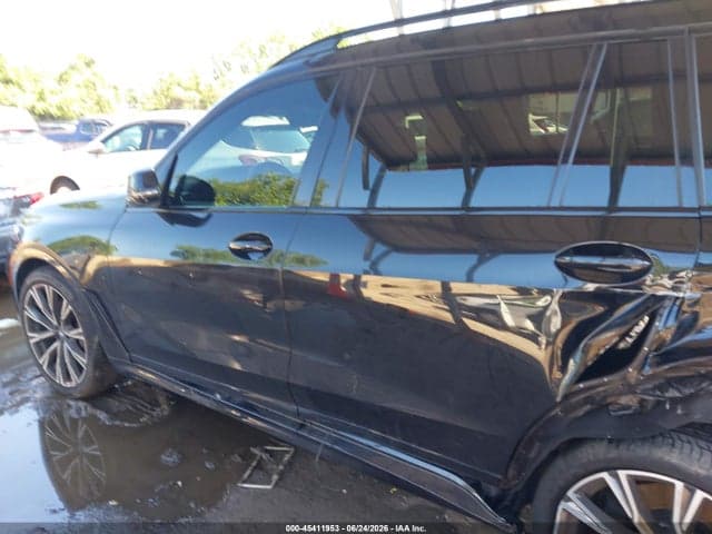 2022 BMW X7 M50I 19