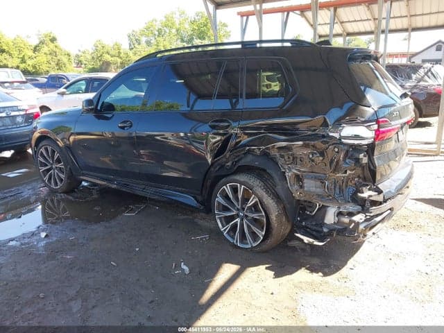 2022 BMW X7 M50I 6