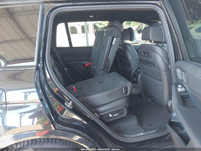 2022 BMW X7 M50I 8