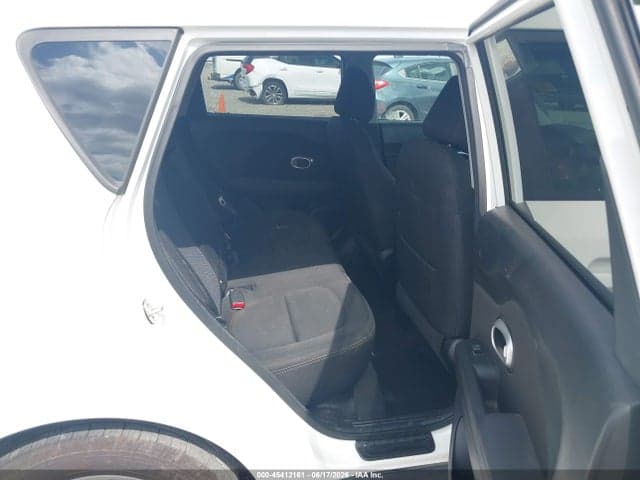 2018 KIA SOUL + 8