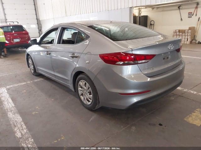 2017 HYUNDAI ELANTRA SE 3