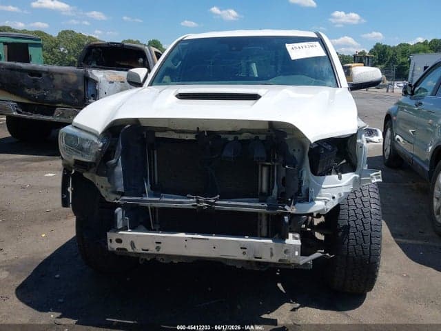 2018 TOYOTA TACOMA TRD SPORT 13