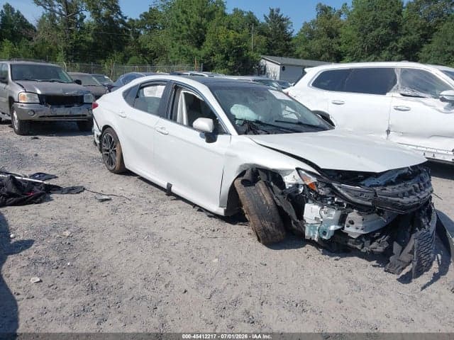 2025 TOYOTA CAMRY XLE - 1