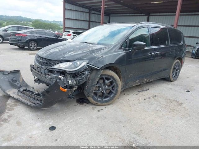 2018 CHRYSLER PACIFICA TOURING L 2