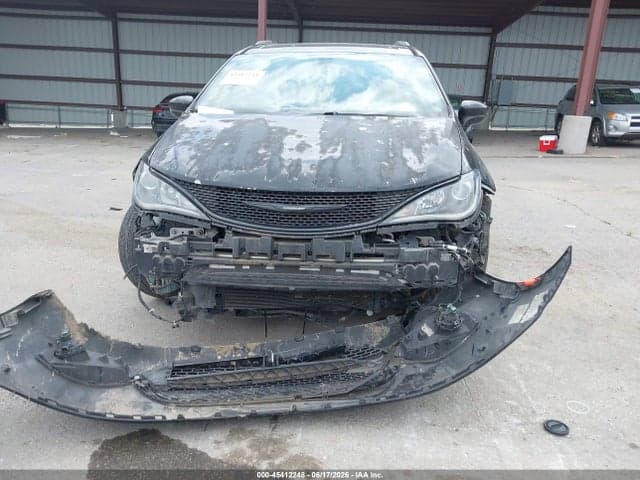 2018 CHRYSLER PACIFICA TOURING L 13