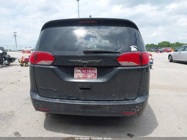 2018 CHRYSLER PACIFICA TOURING L 17