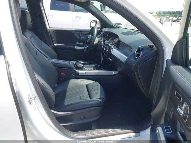 2023 MERCEDES-BENZ GLB 250 4MATIC 5