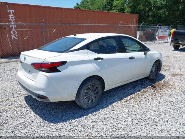 2021 NISSAN VERSA S XTRONIC CVT 4