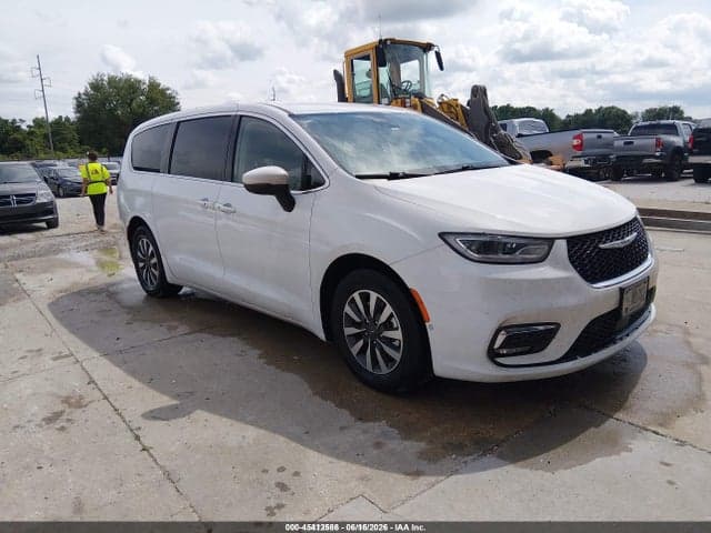 2023 CHRYSLER PACIFICA HYBRID TOURING L - 1