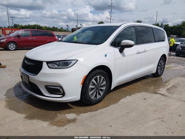 2023 CHRYSLER PACIFICA HYBRID TOURING L 2