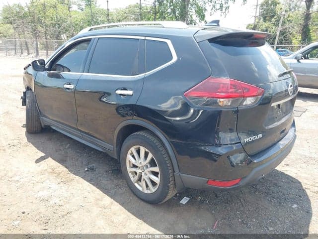 2018 NISSAN ROGUE SV 3