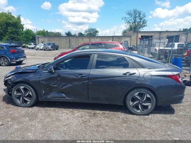 2022 HYUNDAI ELANTRA LIMITED 14
