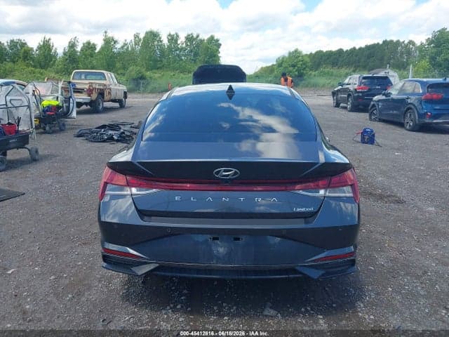 2022 HYUNDAI ELANTRA LIMITED 16
