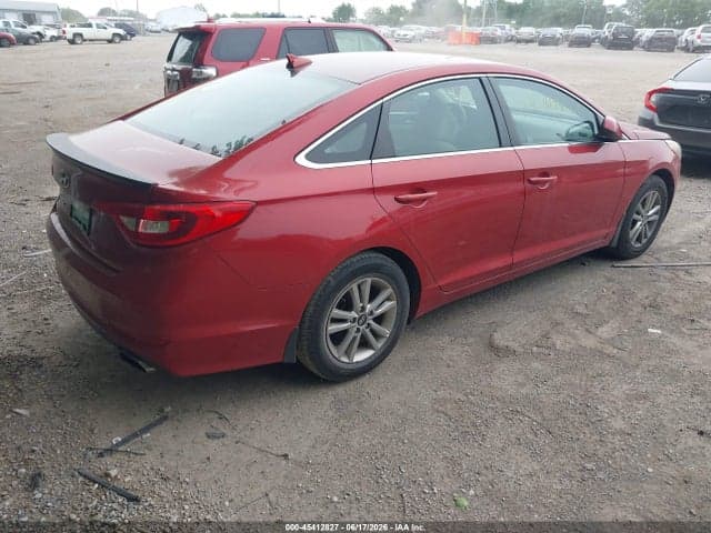 2017 HYUNDAI SONATA SE 4