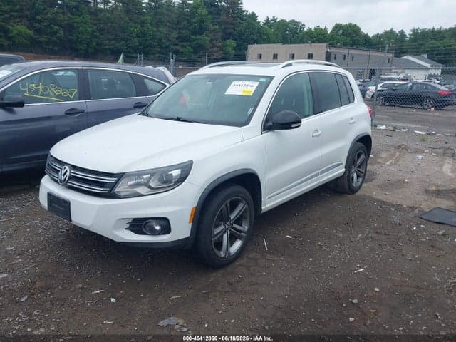 2017 VOLKSWAGEN TIGUAN 2.0T SPORT 2