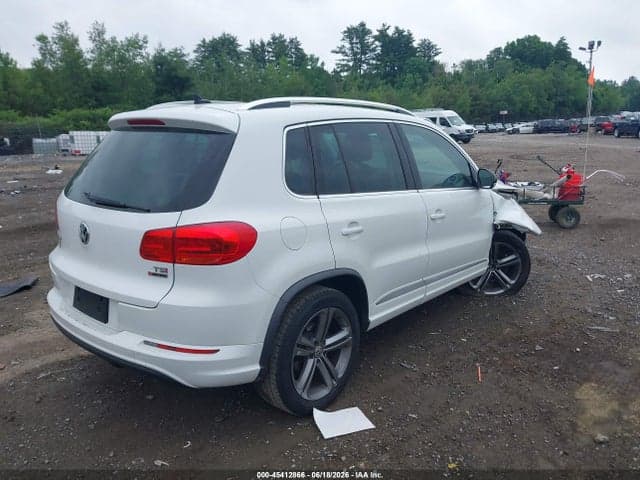 2017 VOLKSWAGEN TIGUAN 2.0T SPORT 4