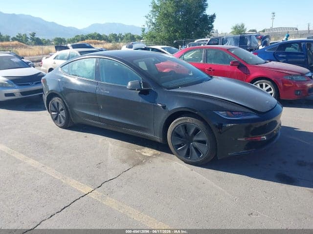 2025 TESLA MODEL 3