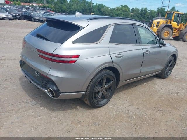 2024 GENESIS GV70 2.5T 4