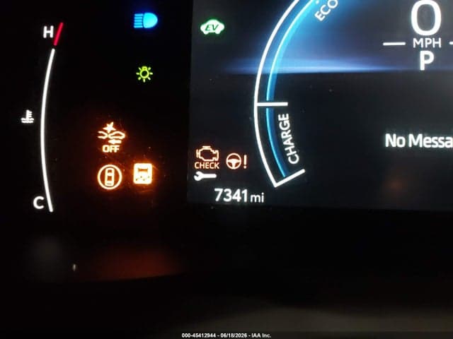2025 TOYOTA CAMRY SE 7