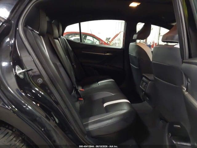 2025 TOYOTA CAMRY SE 8