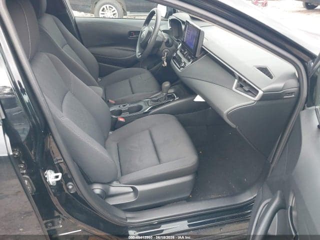2024 TOYOTA COROLLA LE 5