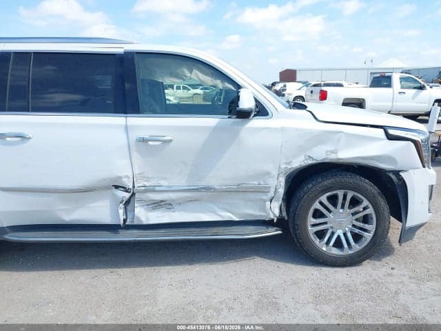 2017 CADILLAC ESCALADE ESV 6