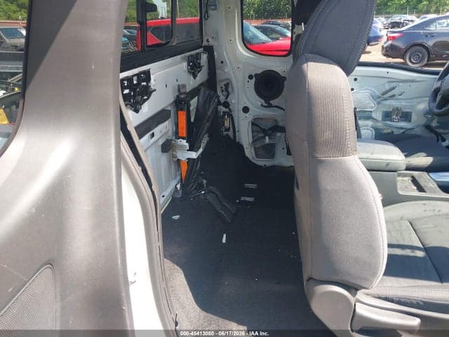 2024 NISSAN FRONTIER KING CAB SV 4X4 8