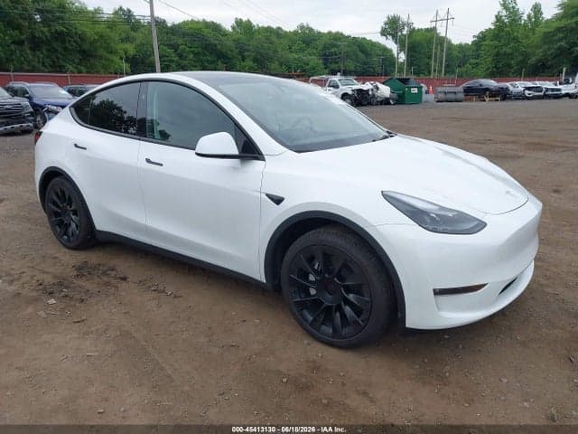 2025 TESLA MODEL Y