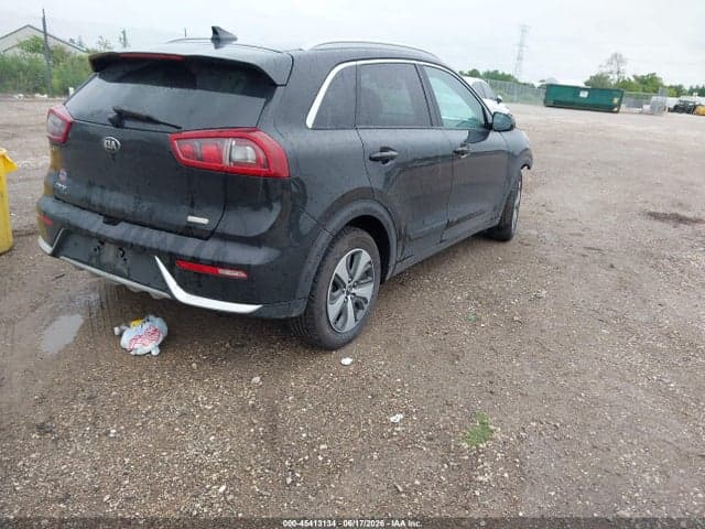 2017 KIA NIRO LX 4