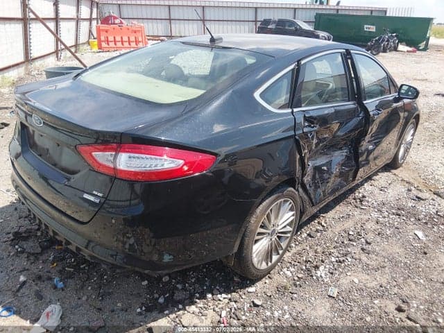 2016 FORD FUSION SE 4