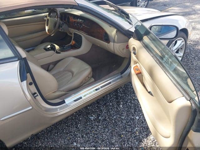 2003 JAGUAR XK8 5