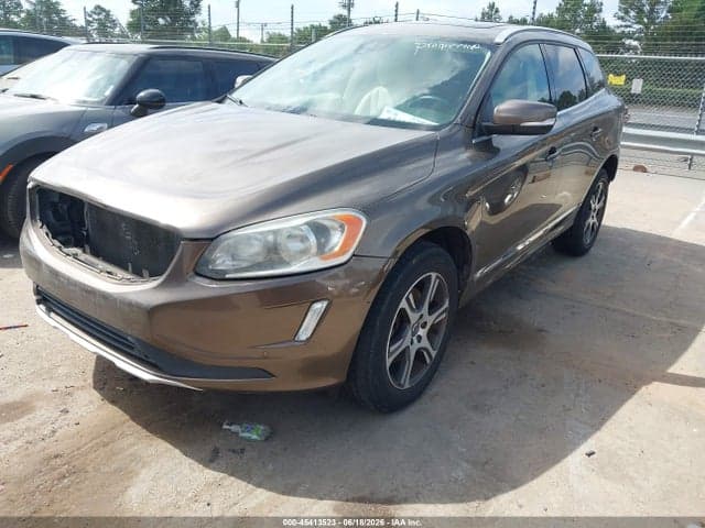 2015 VOLVO XC60 T6 2