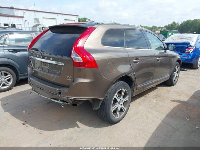 2015 VOLVO XC60 T6 4