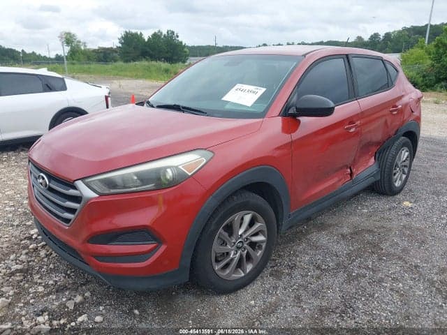 2017 HYUNDAI TUCSON SE 2