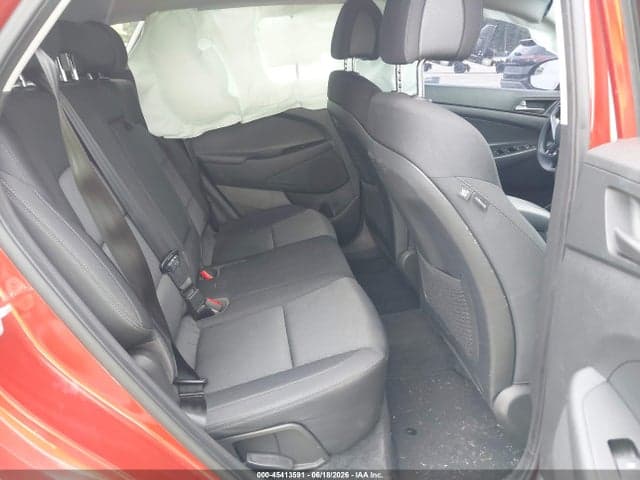 2017 HYUNDAI TUCSON SE 8