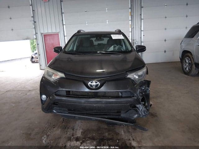 2018 TOYOTA RAV4 XLE 12