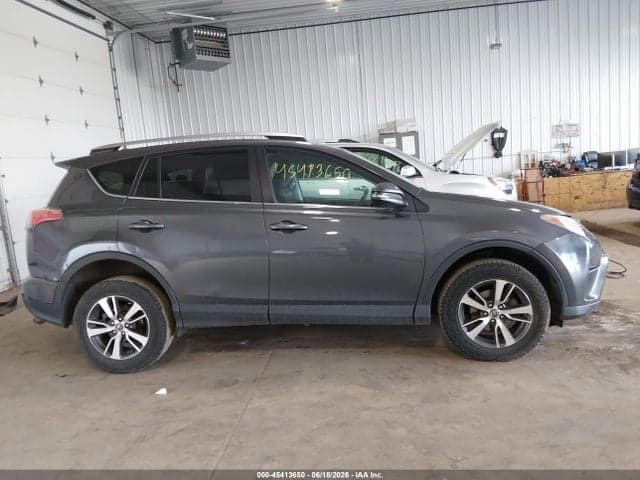 2018 TOYOTA RAV4 XLE 13