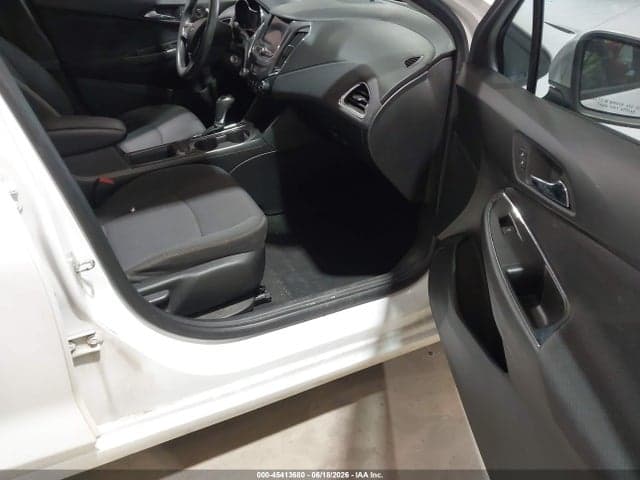 2019 CHEVROLET CRUZE LS 5