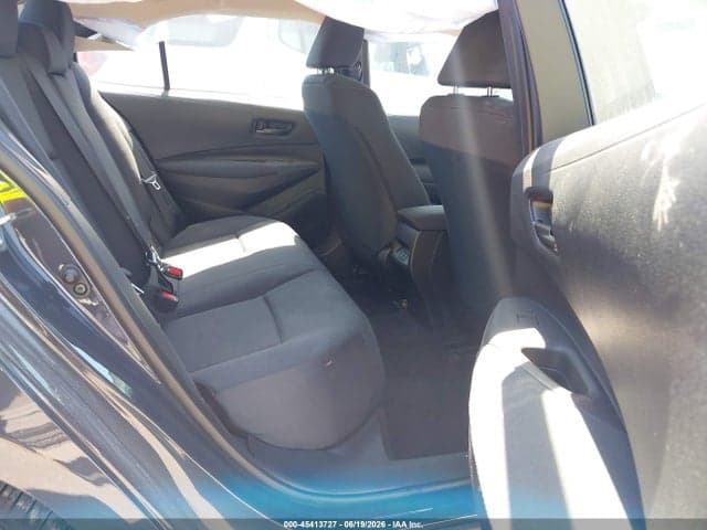 2025 TOYOTA COROLLA LE 8