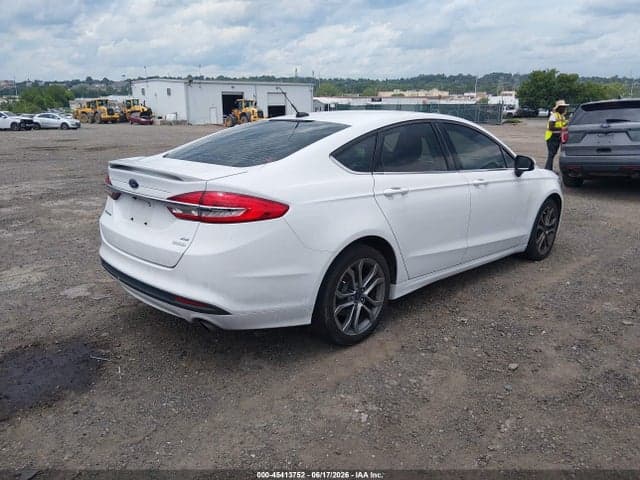 2017 FORD FUSION SE 4