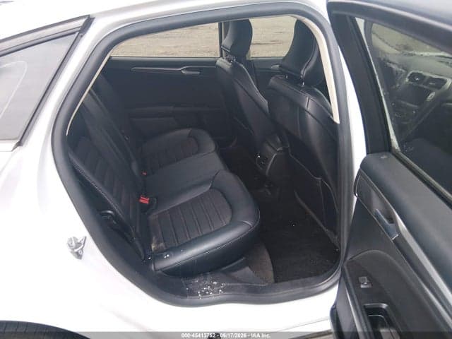 2017 FORD FUSION SE 8