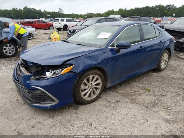 2024 TOYOTA CAMRY LE 2