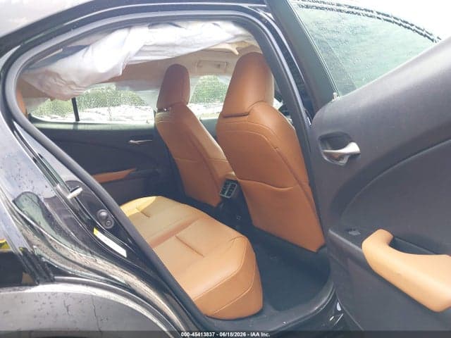 2019 LEXUS UX 200 8