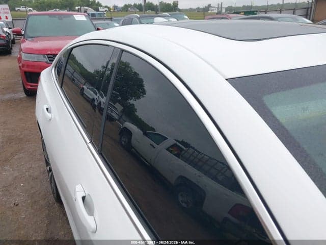 2018 CHEVROLET MALIBU LT 6