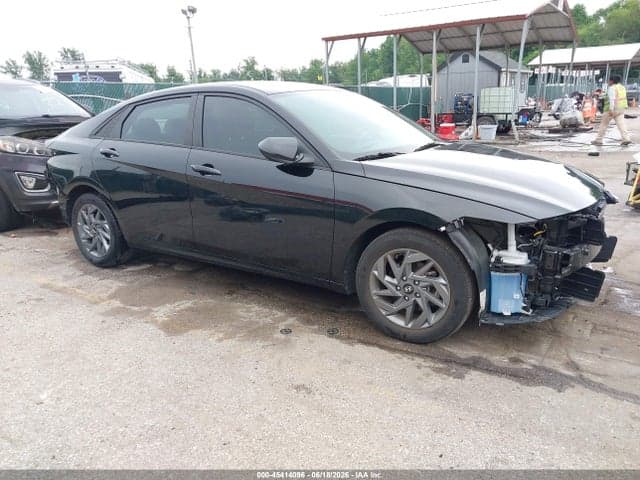 2024 HYUNDAI ELANTRA SEL 1