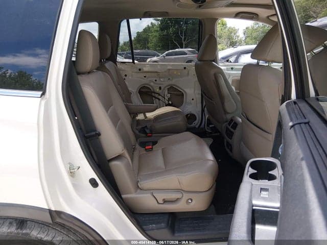 2019 HONDA PILOT TOURING 9