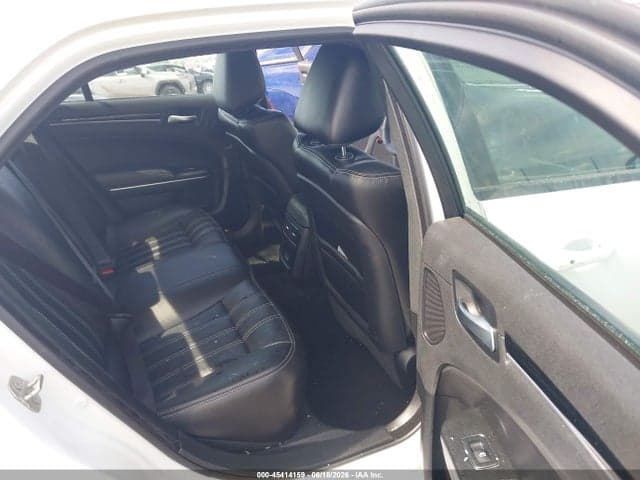 2023 CHRYSLER 300 300S 8