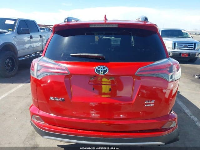 2017 TOYOTA RAV4 XLE 16
